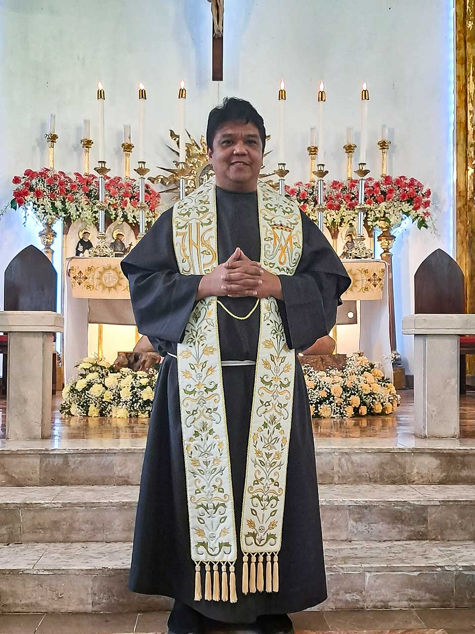 Fra Dennis Vargas